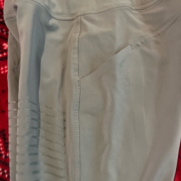 Lululemon Athletica Rogue Renegade High Waisted Leggings. Size 6 - Picture 9 of 16